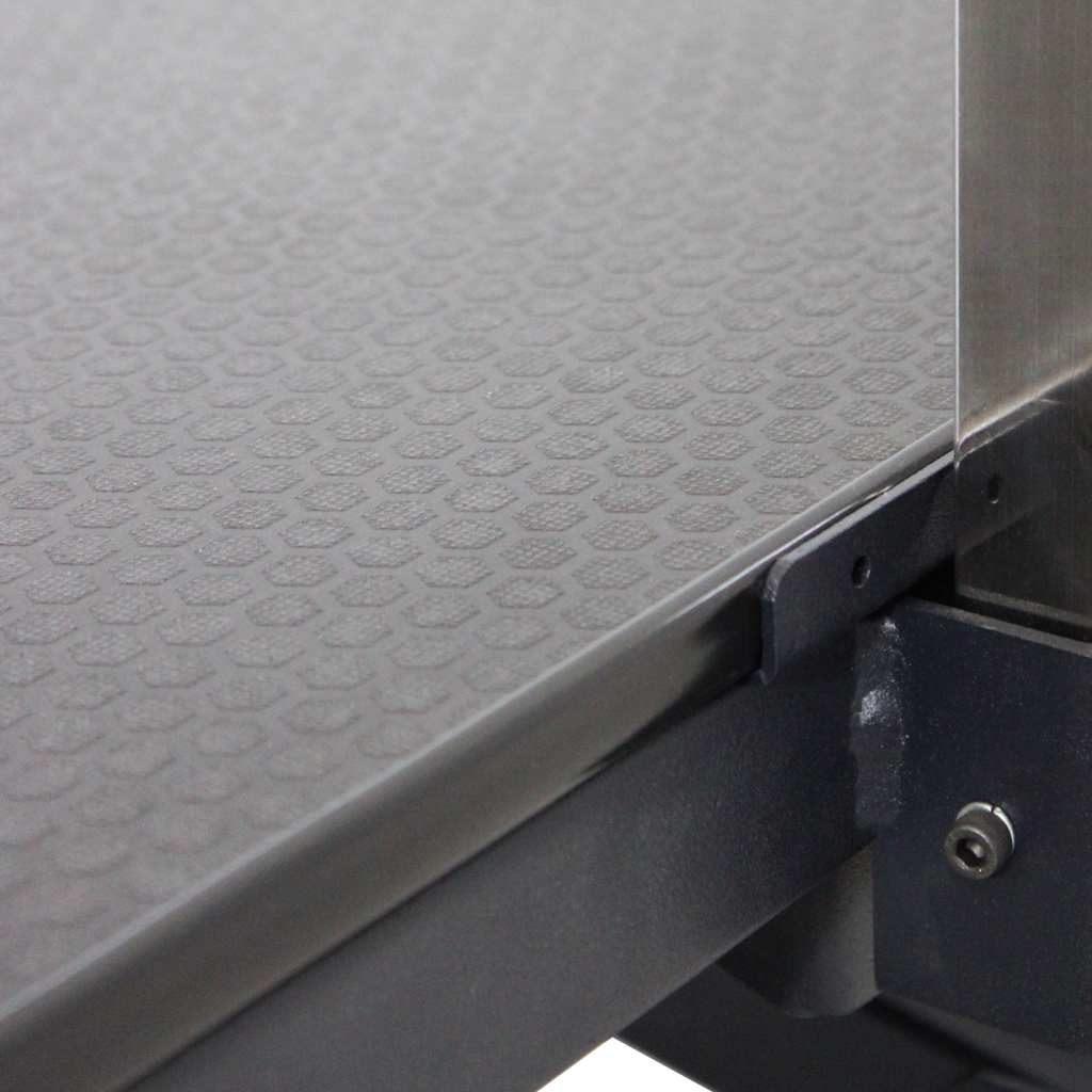 Lineer tıraş masasının kaymaz ve suya dayanıklı tabla yüzeyi